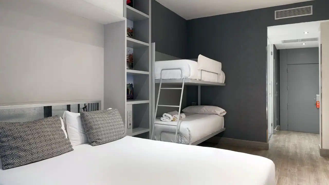 Petit Palace Plaza España